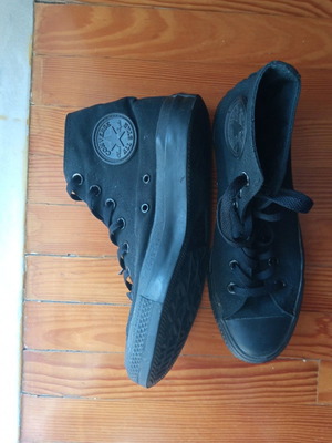 All Star Black Athletic Shoes Size 39 Used