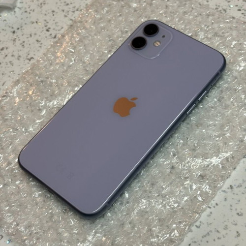 iPhone 11 64GB lilac like new, unlocked, OEM battery