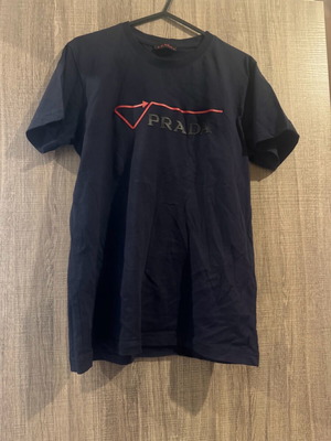 Blue Mako T shirt new, size S