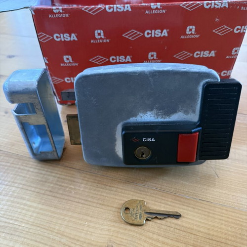 Cisa electric lock heavy-duty used with one key 12 V