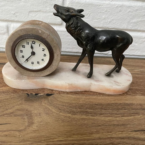 Vintage mantel clock tabletop used