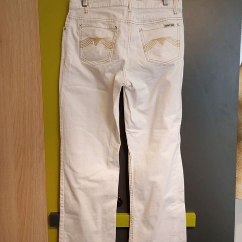 White women's jeans size M, like new
