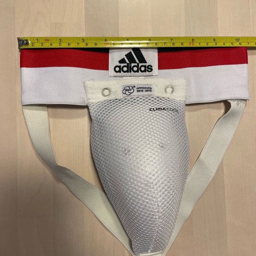 Adidas groin guard men's/teen like new, size Small