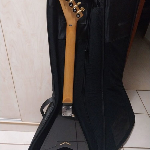 Jackson King V JS32 electric guitar used with locking tuners and killswitch