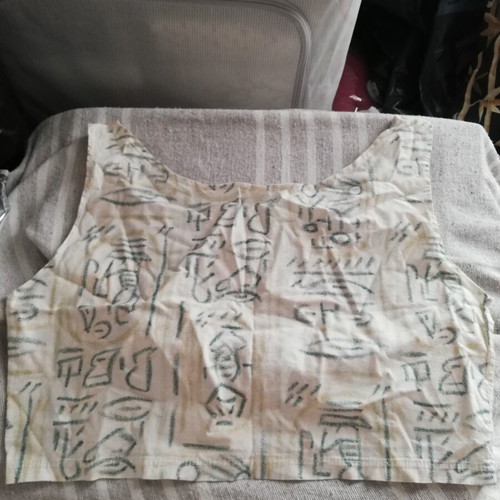 Crop top with small pattern, like new, beige, size S