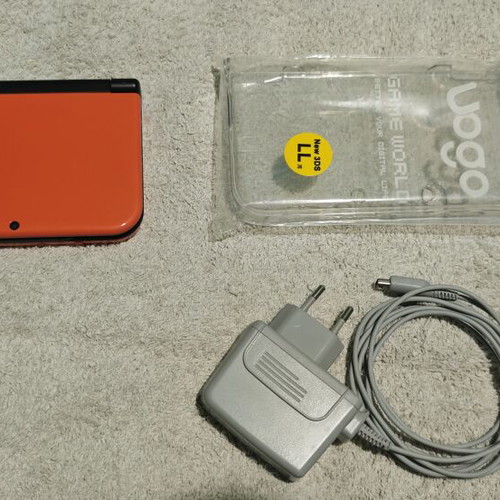 Nintendo New 3DS XL modded 32GB console