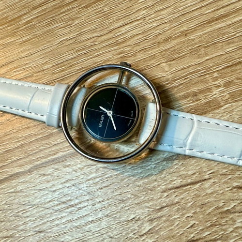 Buler Vintage wristwatch used, women's manual with new leather strap