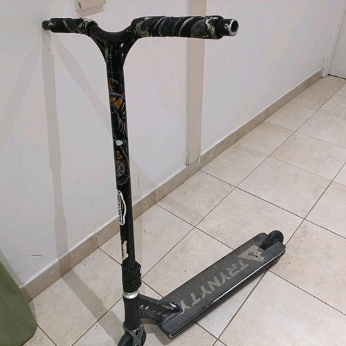 Freestyle scooter used, custom by Kickscooters