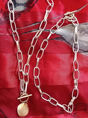 Чокър 2 броя сребрист цвят като нови