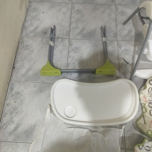 Baby feeding chair used, foldable with accessories