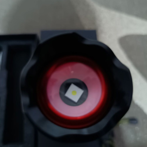 Rechargeable LED flashlight new with 26650 5000mAh battery