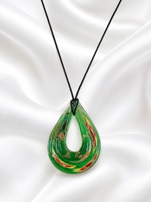 Handmade Murano glass necklace with leather strap, new, green