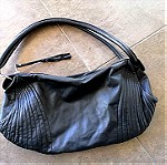  Δερμάτινη γυναικεία τσάντα μαύρη