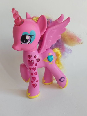 Interactive toy like new with functions