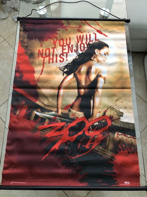 300 Queen Gorgo fabric wall scroll new 80x55cm NECA