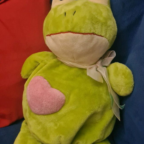 Plush frog very good quality hypoallergenic new