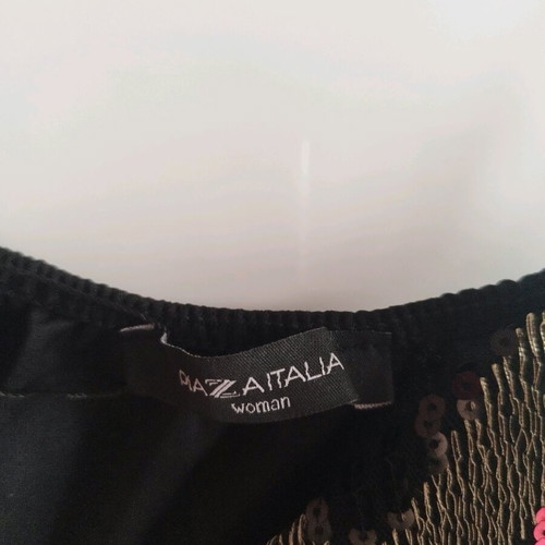 Piazza Italia sequin top new, size M, black and red