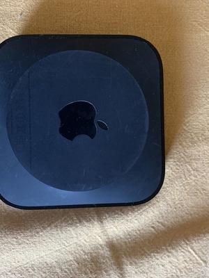 Apple TV 3rd generation with Apple Remote
