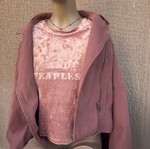 Pink t shirt