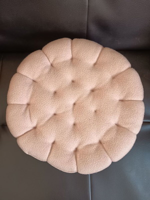 Decorative cookie pillow