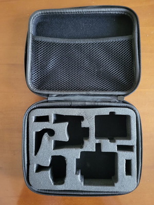 Action camera carry case like new, 22x18x6 cm with zipper