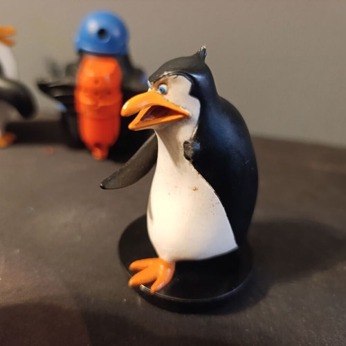 Penguins of Madagascar figures set used with sounds
