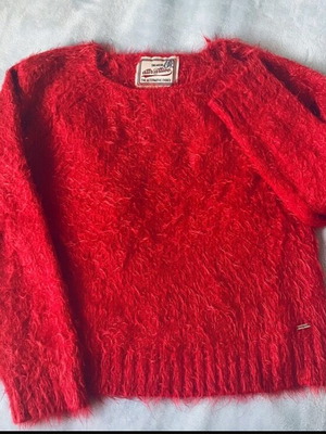 Attrattivo red fuzzy blouse used, size S