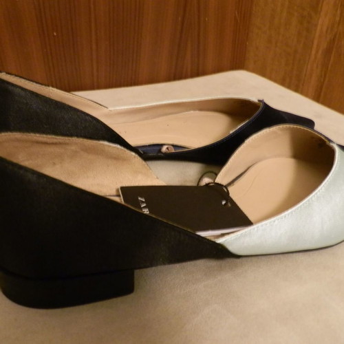 Zara TRF satin pointed flat pumps new, size 37, blue