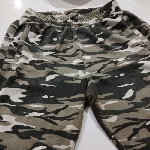Medium army look sweatpants like new