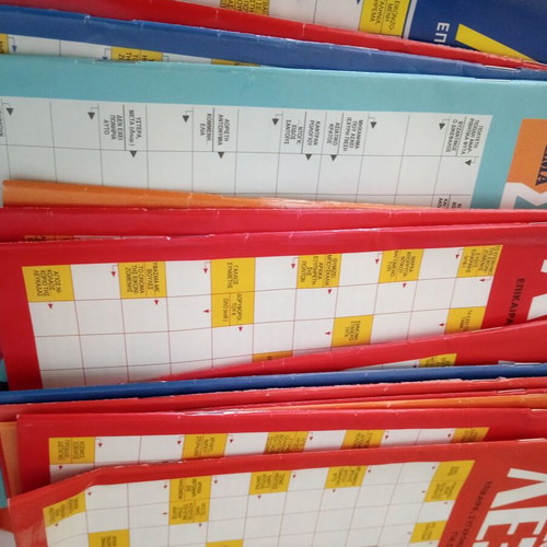 Crossword magazines like new, pack of 39 issues