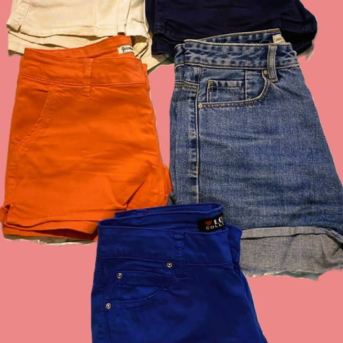 Stradivarius short shorts size S like new, multicolor