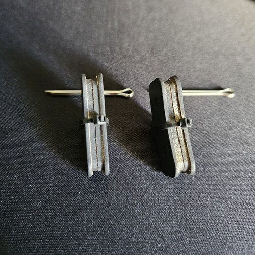 Brake pads for bicycle scooter disc brake