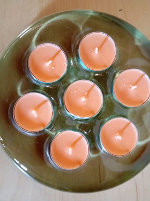 Glass candlestick like new, 20cm diameter, holds 7 candles