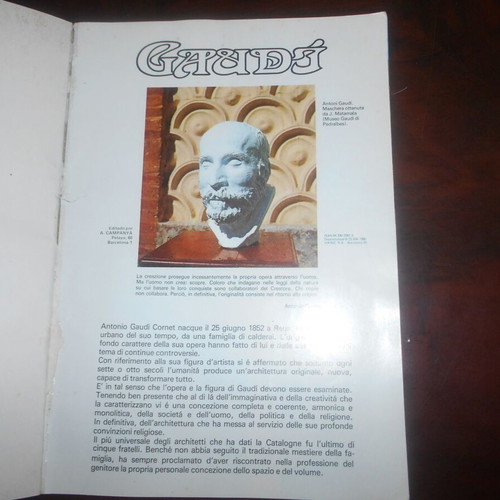 Gaudi Architecture used, Italian edition album 64 pages