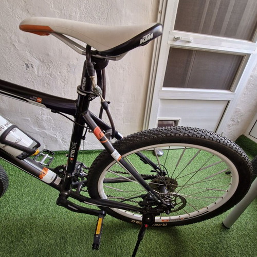KTM Mountain Bike 26 Inch Disc Brakes 24 Speeds like new