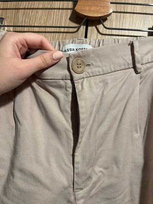Vassia Kostara παντελόνι σαν καινούργιο, μέγεθος L 40 12, μπεζ