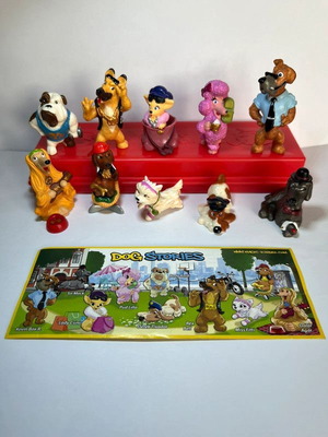 Kinder Surprise Dog Stories collection like new, complete figure set