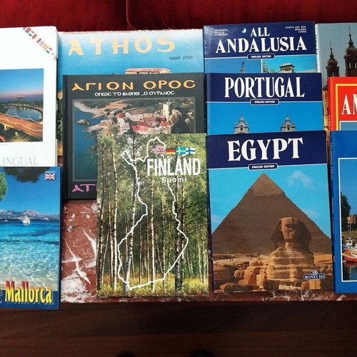 Travel guide collection like new, 11 books, Greece and abroad