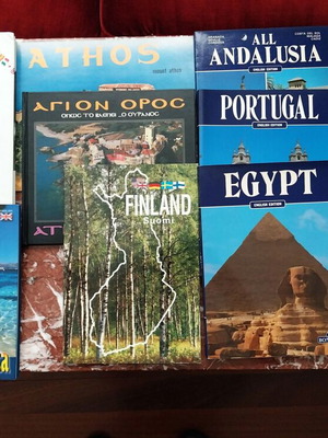 Travel guide collection like new, 11 books, Greece and abroad