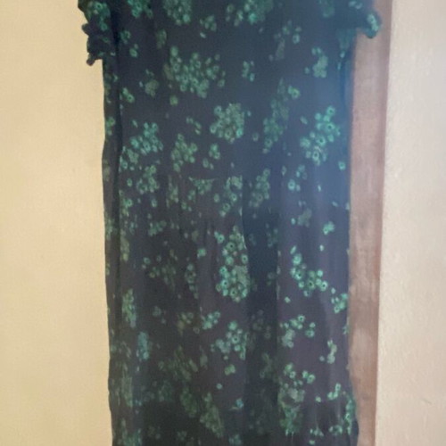 Badila long chemisière dress with short sleeves, like new, black and green