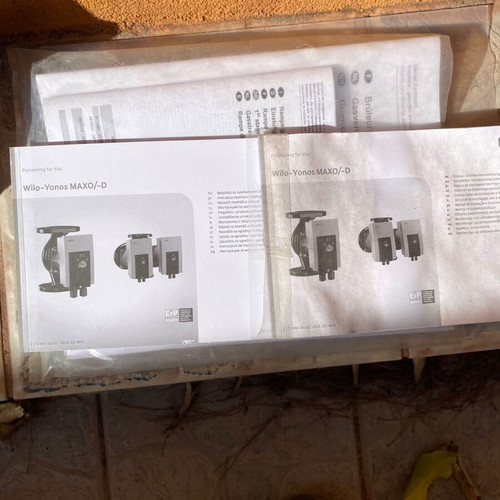WILO YONOS MAXO 30-0.5/7 1 1/4 circulator pump