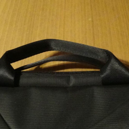 Τσάντα για laptop 15.6" Rivacase σαν καινούργιο, μαύρη