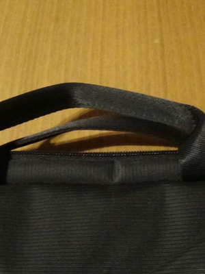 Τσάντα για laptop 15.6" Rivacase σαν καινούργιο, μαύρη