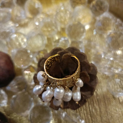 Women's stainless steel ring with freshwater pearls new