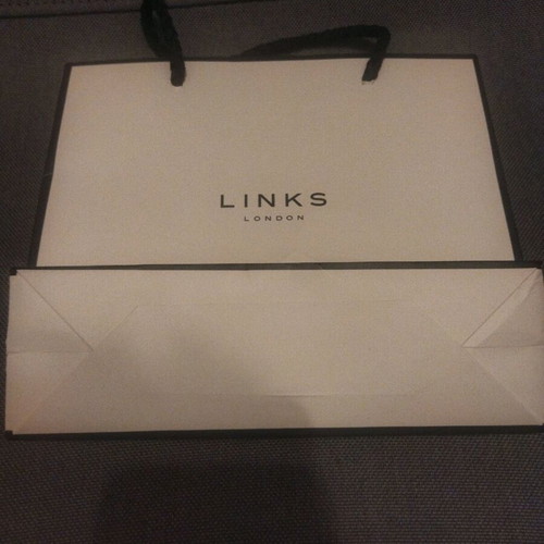 Links of London paper bag like new
