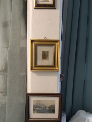 Wall clocks like new, set of 3