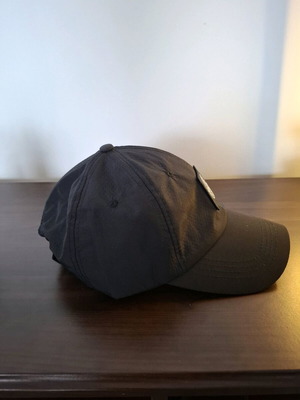 Καπέλο Stone Island μαύρο σαν καινούργιο