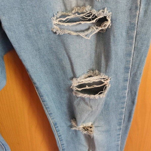 Zara Light Blue Jeans with Rips like new, size L 40 12