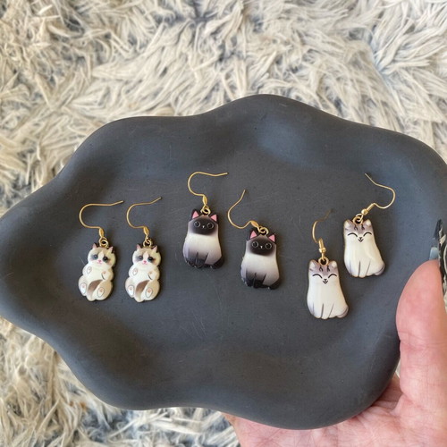Cat earrings new, pack of 3 pairs multicolored and gold-tone