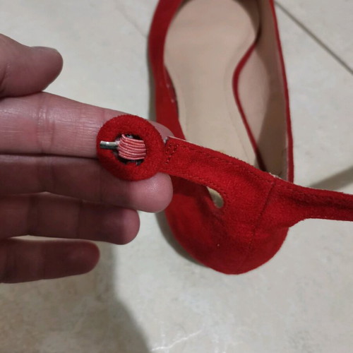 Low heel pumps size 40 like new